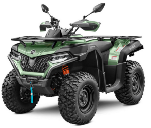 Moto CFORCE 635S em verde.