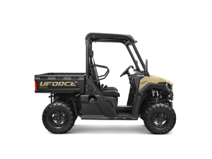 Moto UFORCE 600 em bege.