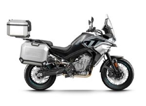 Moto 800MT Sport SH3 Terra a preto.